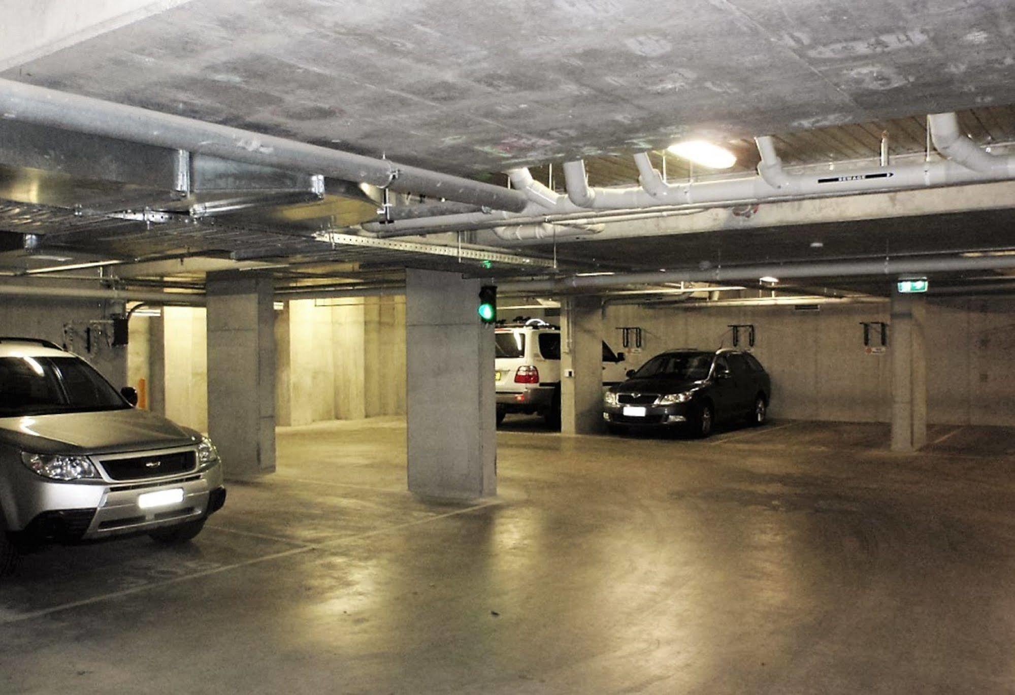 Rnr Serviced Apartments North Melbourne Exterior foto